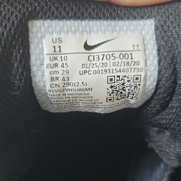 Nike Black Air Max 95 Sneakers - Picture 9 of 10